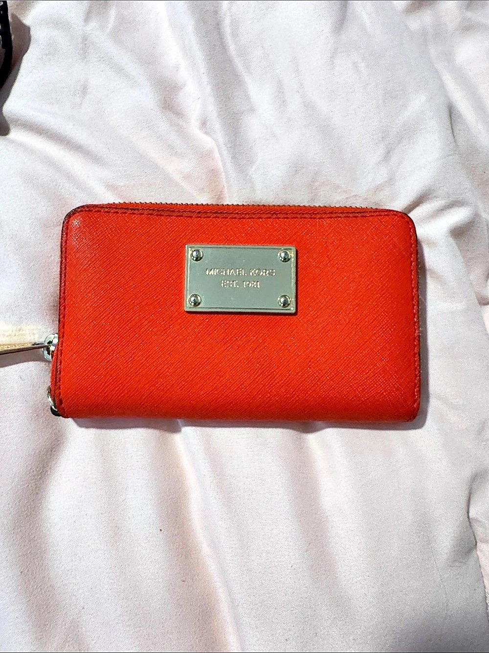 Michael Kors Jet Set Travel Saffiano Leather Zip Around Wallet Orange